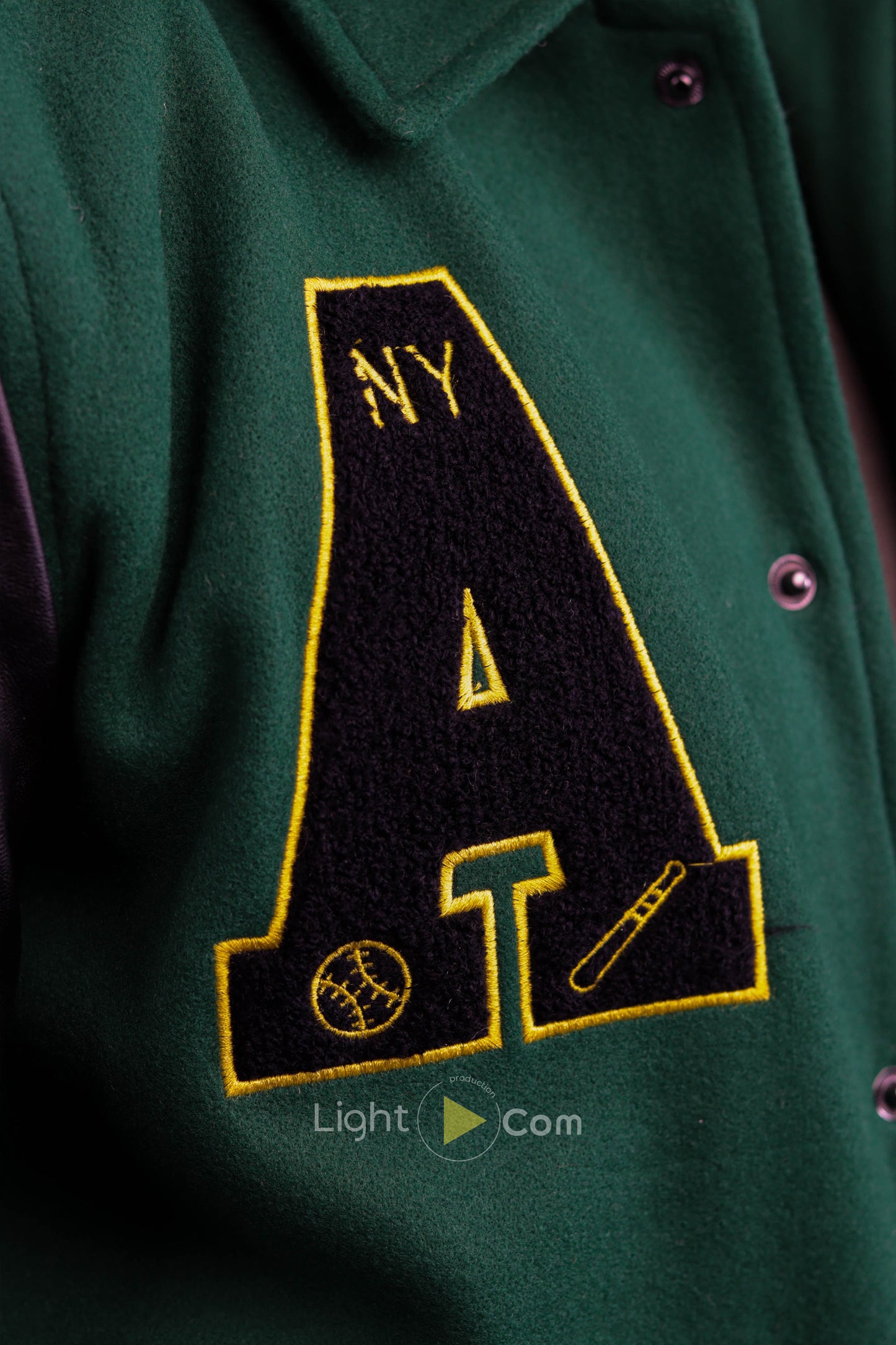 جاكيت رجالي – NYA Edition | تصميم فاخر جودة عالية /